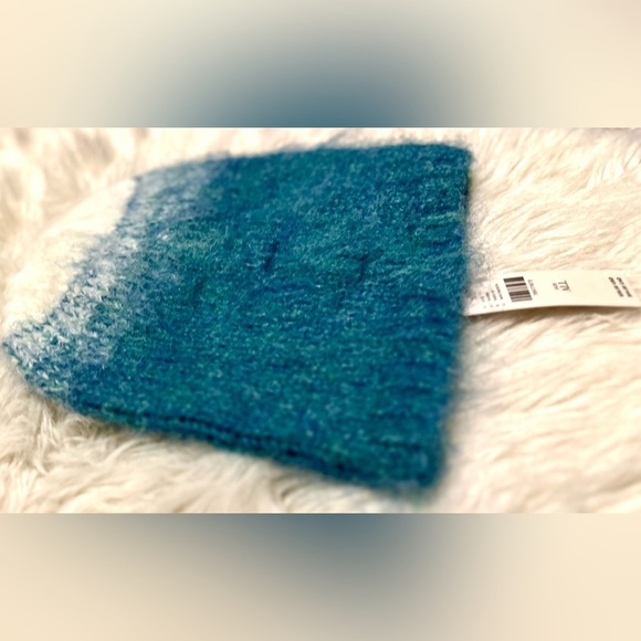 ‼️RARE‼️?ANTHROPOLOGIE??NWT?Ombre Beenie in Deep Mint main image 5
